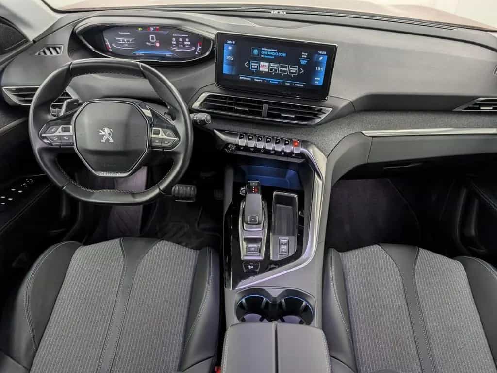 Peugeot 3008 1.5 BlueHDi 130 Allure Pack Navi 07/2021-photo-12