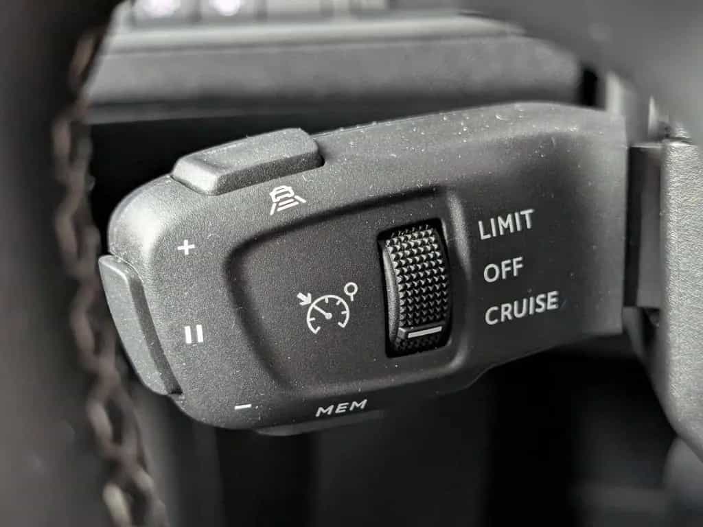 Peugeot 3008 1.5 BlueHDi 130 Allure Pack Navi 07/2021-photo-30