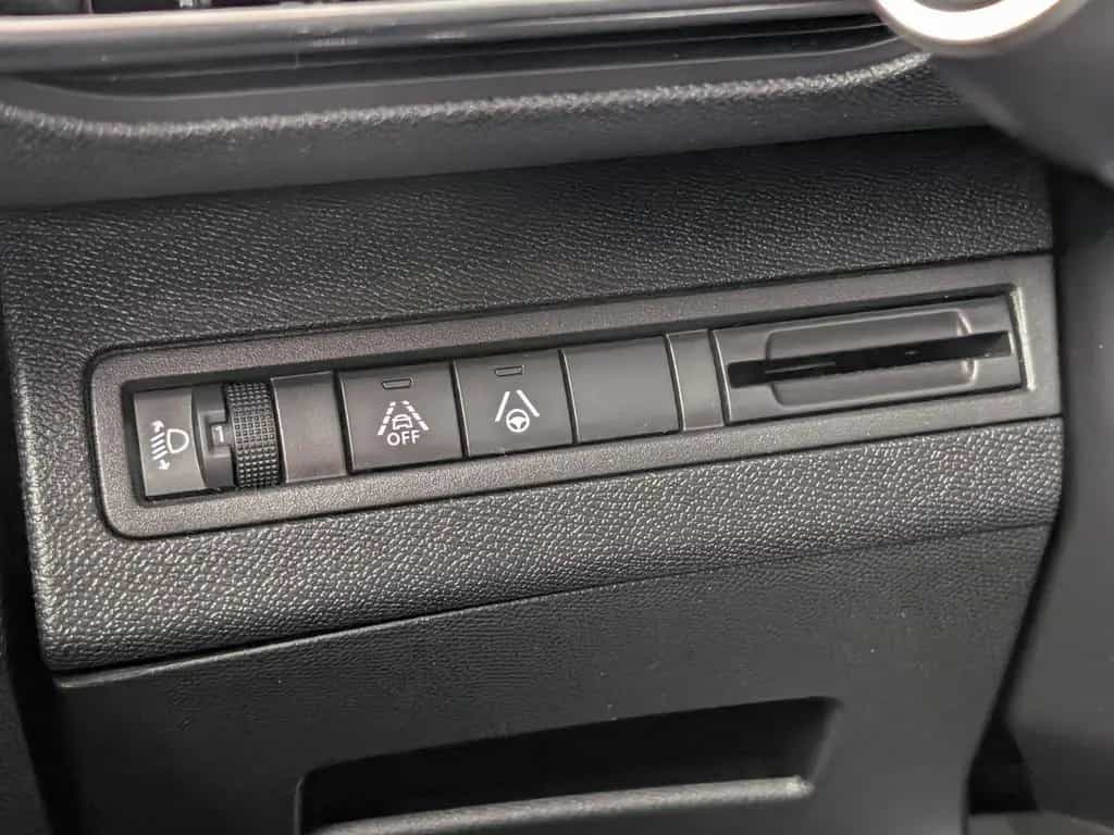 Peugeot 3008 1.5 BlueHDi 130 Allure Pack Navi 07/2021-photo-33