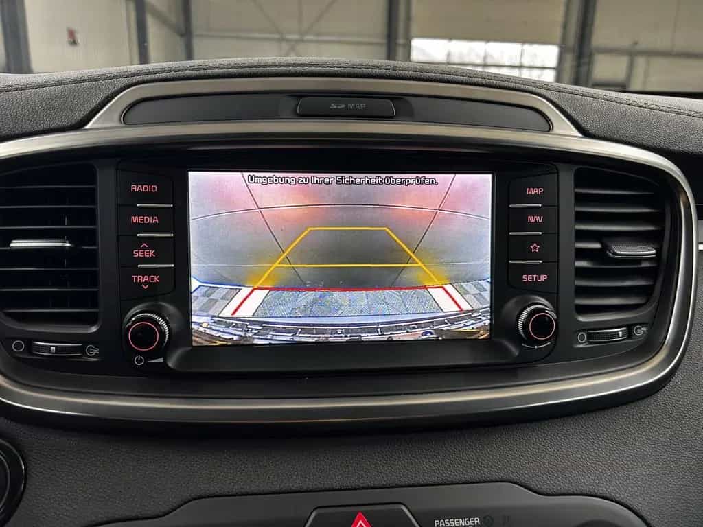 Kia Sorento Vision 4WD+Keyless+Bi-Xenon+Kam+Carplay 06/2018-photo-13