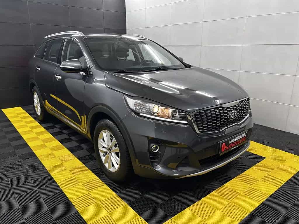Kia Sorento Vision 4WD+Keyless+Bi-Xenon+Kam+Carplay 06/2018-photo-2