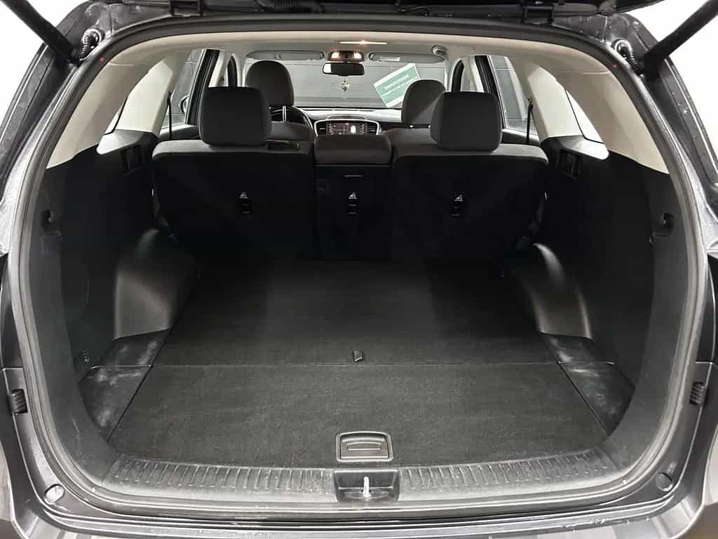 Kia Sorento Vision 4WD+Keyless+Bi-Xenon+Kam+Carplay 06/2018-photo-20