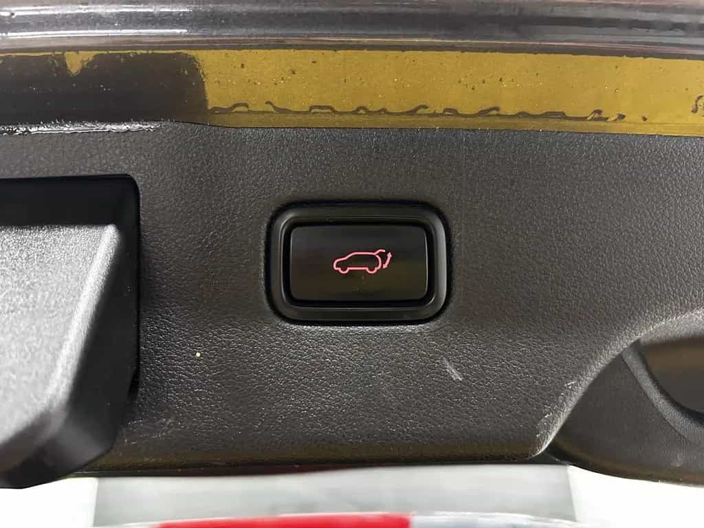 Kia Sorento Vision 4WD+Keyless+Bi-Xenon+Kam+Carplay 06/2018-photo-21