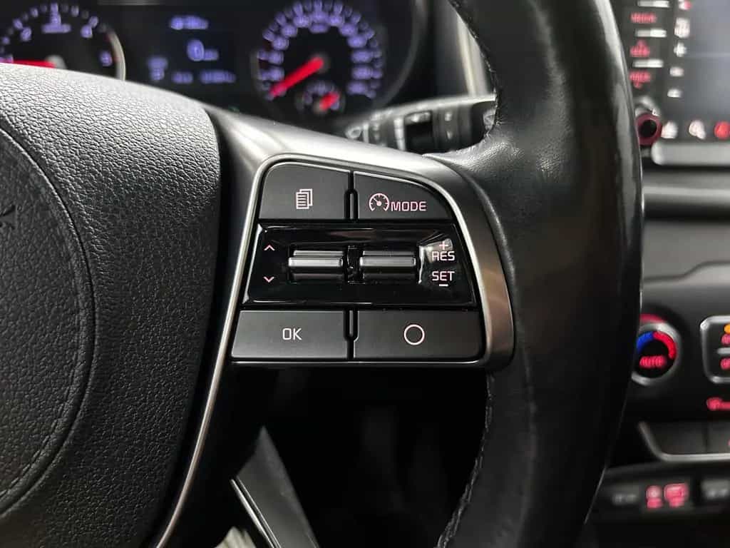 Kia Sorento Vision 4WD+Keyless+Bi-Xenon+Kam+Carplay 06/2018-photo-28