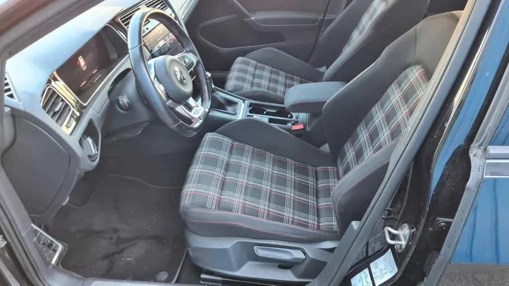 Volkswagen Golf VII GTI Perf. Gewinde 19" LED Xenon Navi 01/2019-photo-11