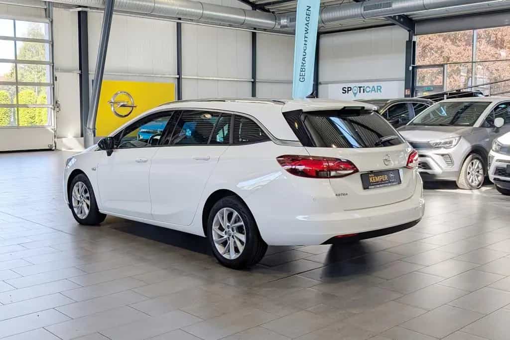 Opel Astra ST 1.5 D Business Elegance Autom. *Navi* 01/2022-photo-11
