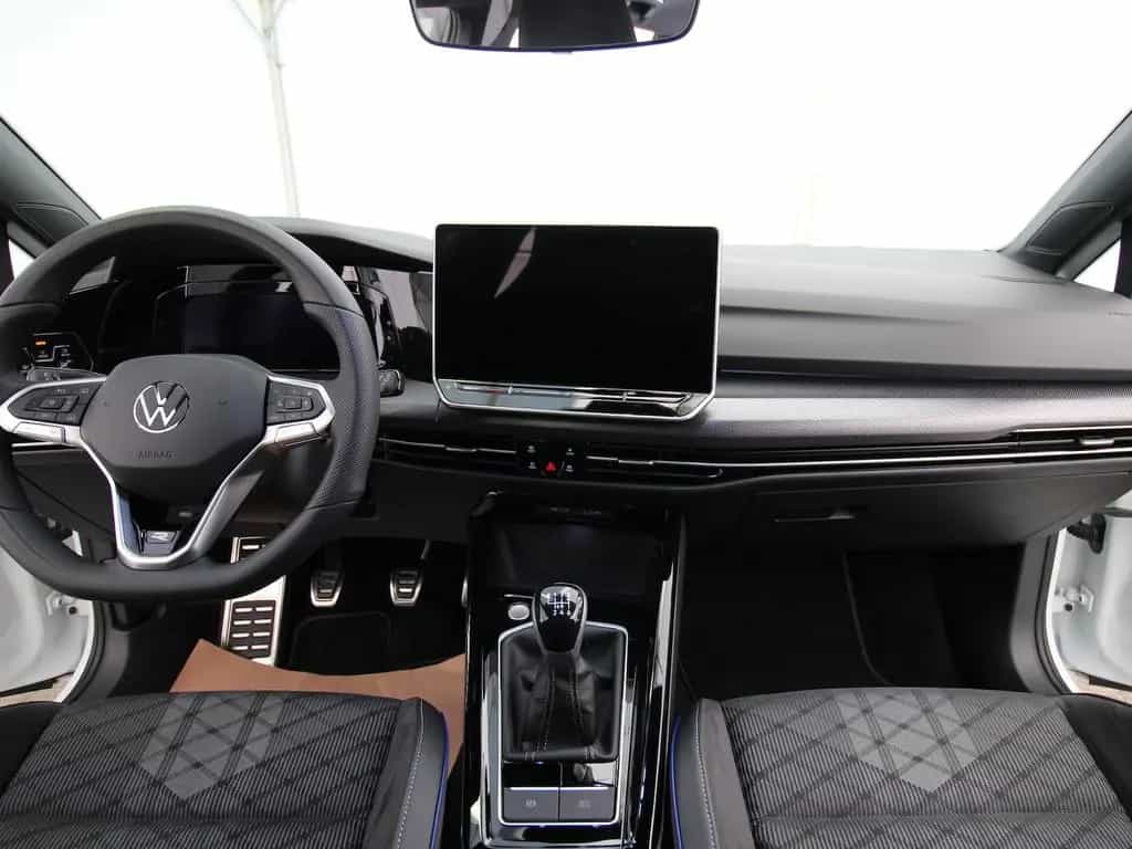 Volkswagen Golf VIII Variant 1.5 TSI R-Line LED+KAMERA+ACC 04/2025-photo-11