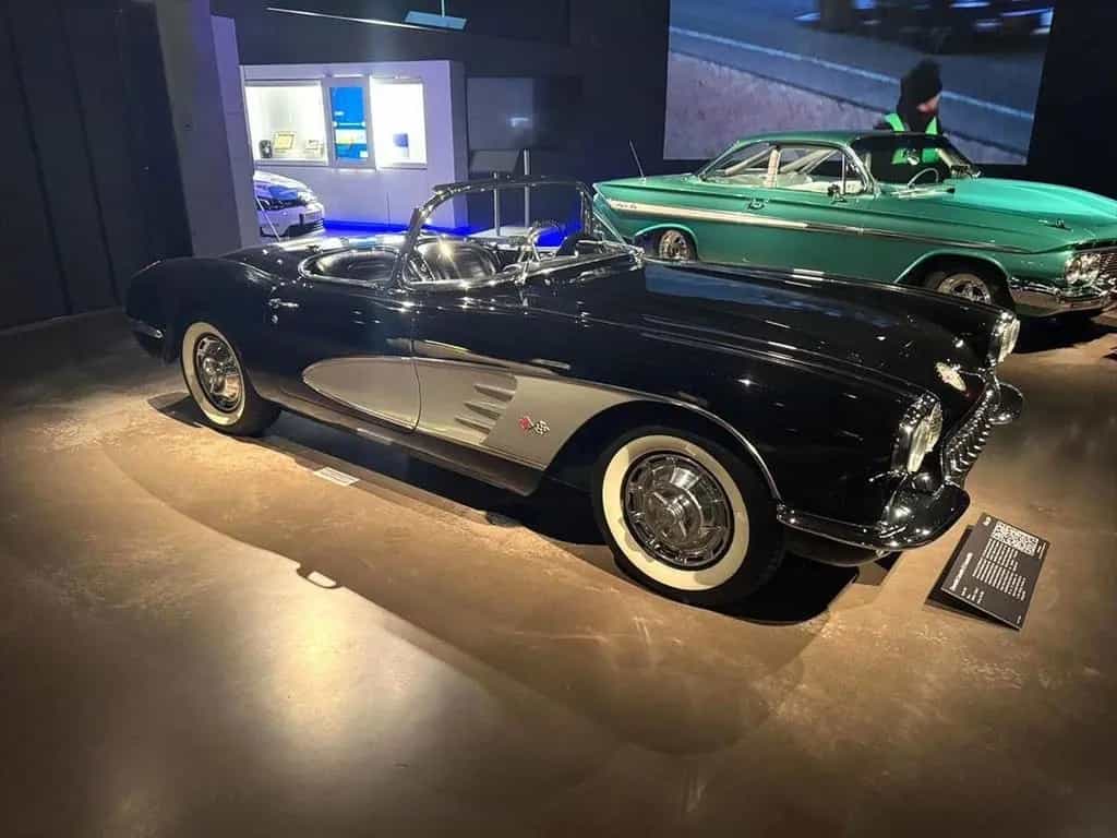 Corvette C1 05/1959-photo-3