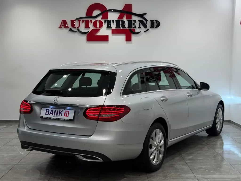 Mercedes-Benz C 180 T Exclusive AUTOMATIK+NAVI+LED+AHK+KAMERA 10/2019-photo-11