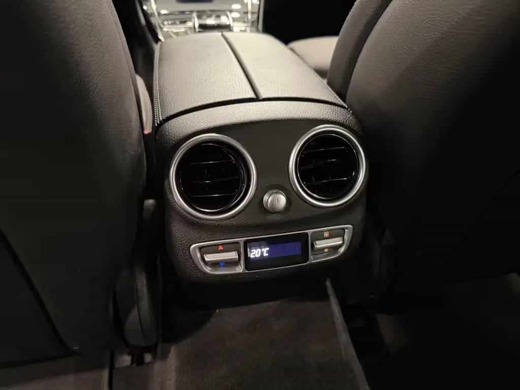 Mercedes-Benz C 180 T Exclusive AUTOMATIK+NAVI+LED+AHK+KAMERA 10/2019-photo-17
