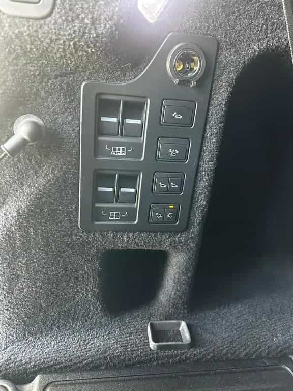 Land Rover Discovery 5 HSE TD6 1. Besitz, STHZ , AHK , ACC, 09/2017-photo-29