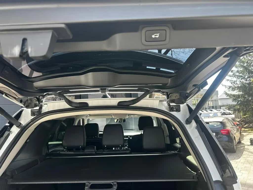 Land Rover Discovery 5 HSE TD6 1. Besitz, STHZ , AHK , ACC, 09/2017-photo-31