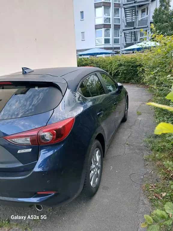 Mazda 3 baujahr 2018 07/2018-photo-1