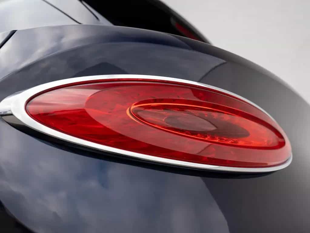 Bentley Bentayga EWB Mulliner V8 01/2025-photo-22