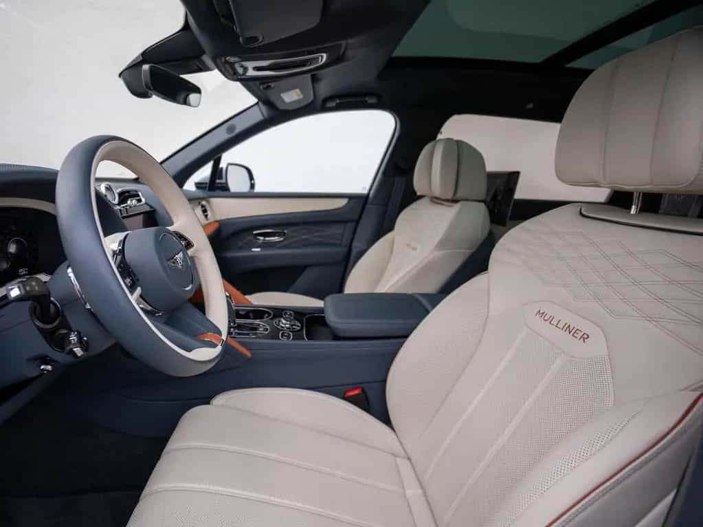 Bentley Bentayga EWB Mulliner V8 01/2025-photo-25