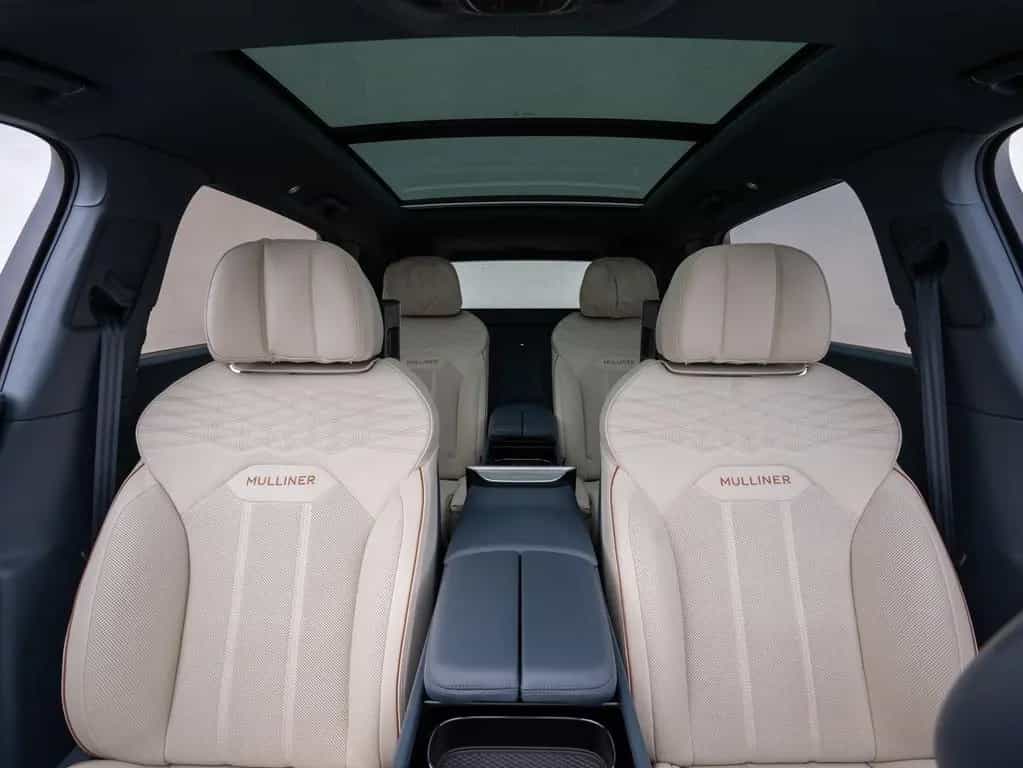 Bentley Bentayga EWB Mulliner V8 01/2025-photo-40