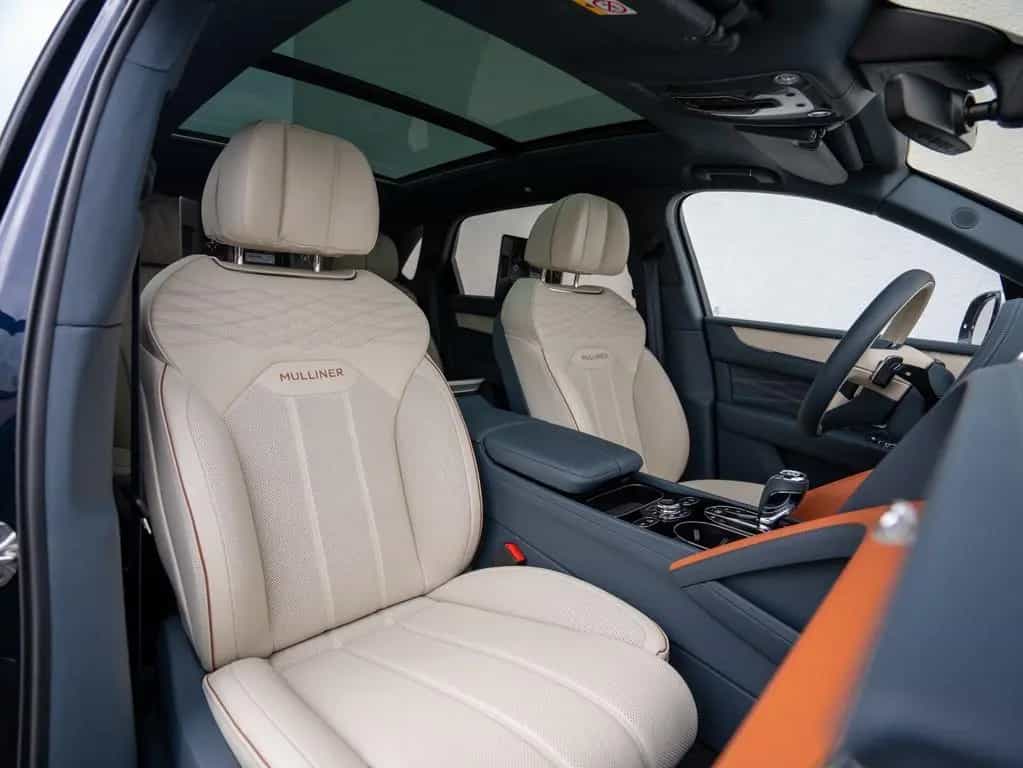 Bentley Bentayga EWB Mulliner V8 01/2025-photo-42