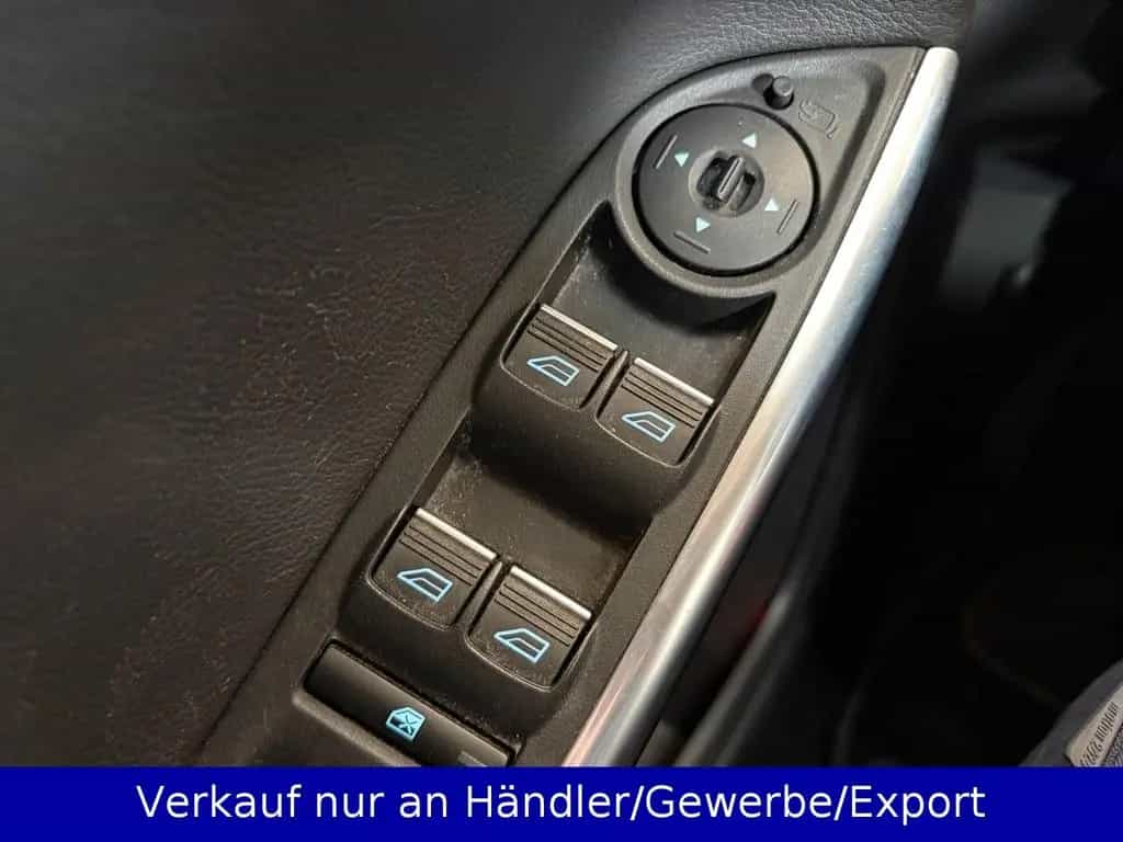 Ford Focus ST Kombi 2.0EB AAC Xenon SHZ Navi PDC 03/2017-photo-15