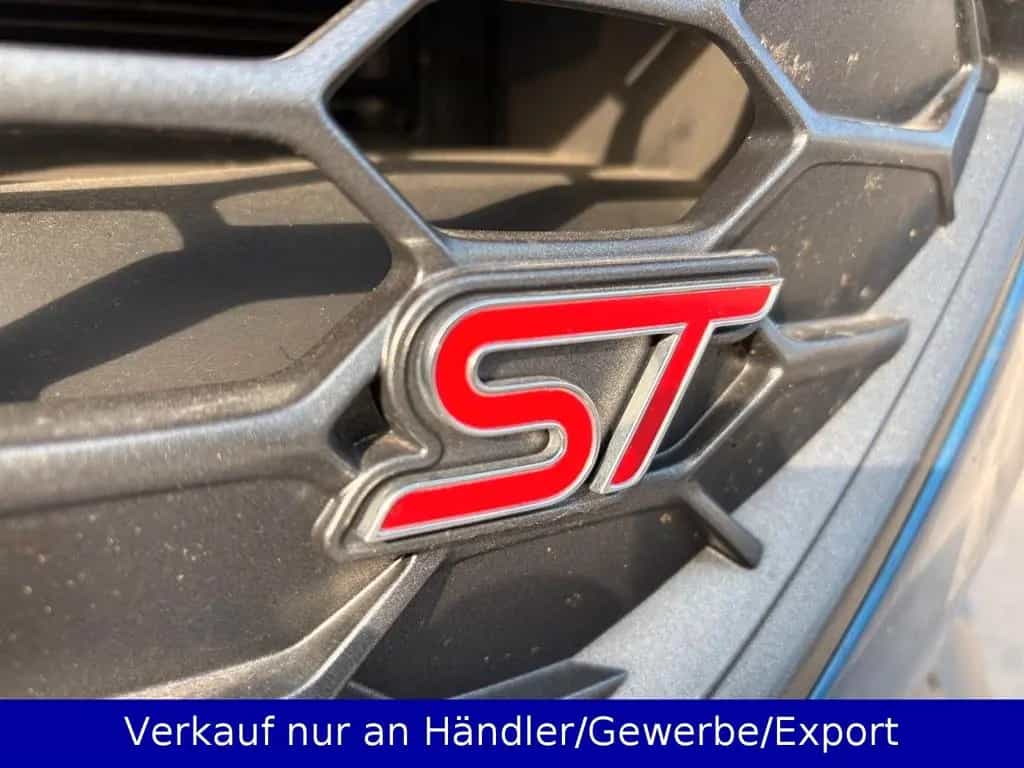 Ford Focus Kombi 2.3 EB ST LED Leder SHZ Navi PDC 07/2019-photo-27