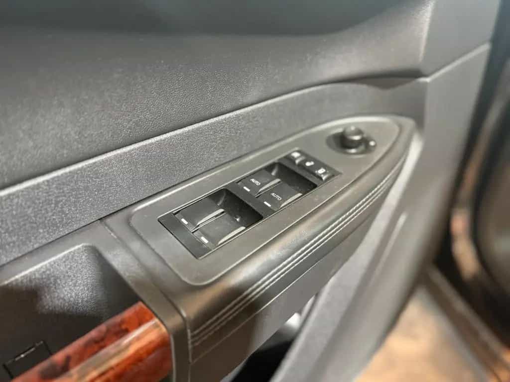Chrysler 300C Touring 3.0 CRD *TÜV NEU *SERVICE NEU* 03/2008-photo-19