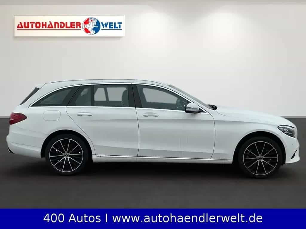 Mercedes-Benz C-Class d T Avantgarde 4Matic LED Navi Kamera DAB 09/2020-photo-3