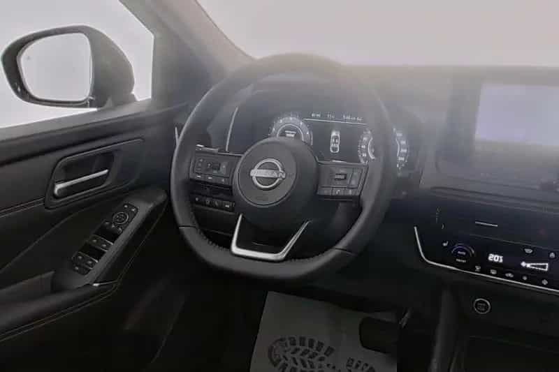 Nissan Qashqai 1,3 DIG-T N-Connecta, Winterpaket 03/2025-photo-9