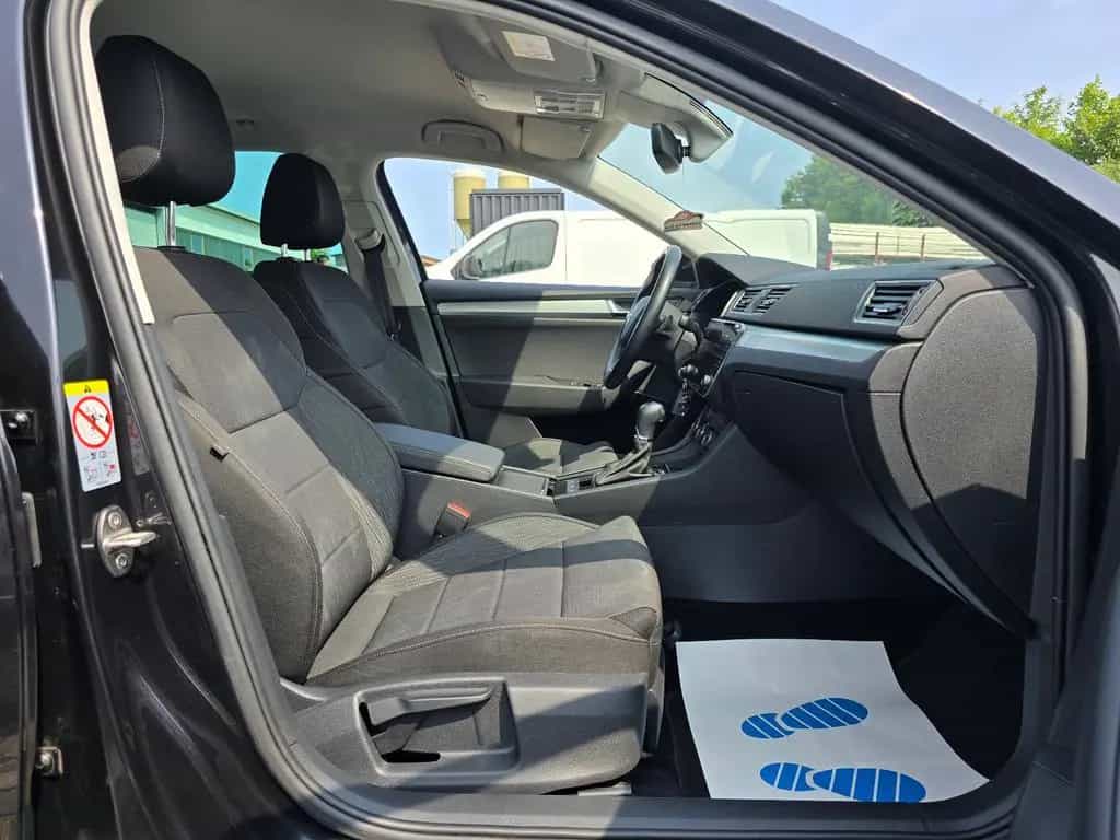 Skoda Superb Combi Ambition Automatik/ TÜV NEU 08/2018-photo-12