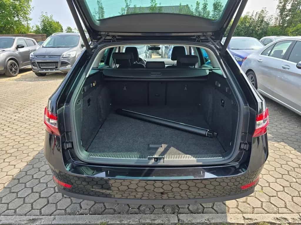 Skoda Superb Combi Ambition Automatik/ TÜV NEU 08/2018-photo-4