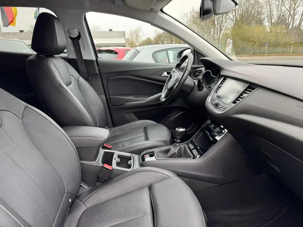 Opel Grandland X/Kamera/Leder/Neuer Motor 0KM!! 09/2018-photo-28