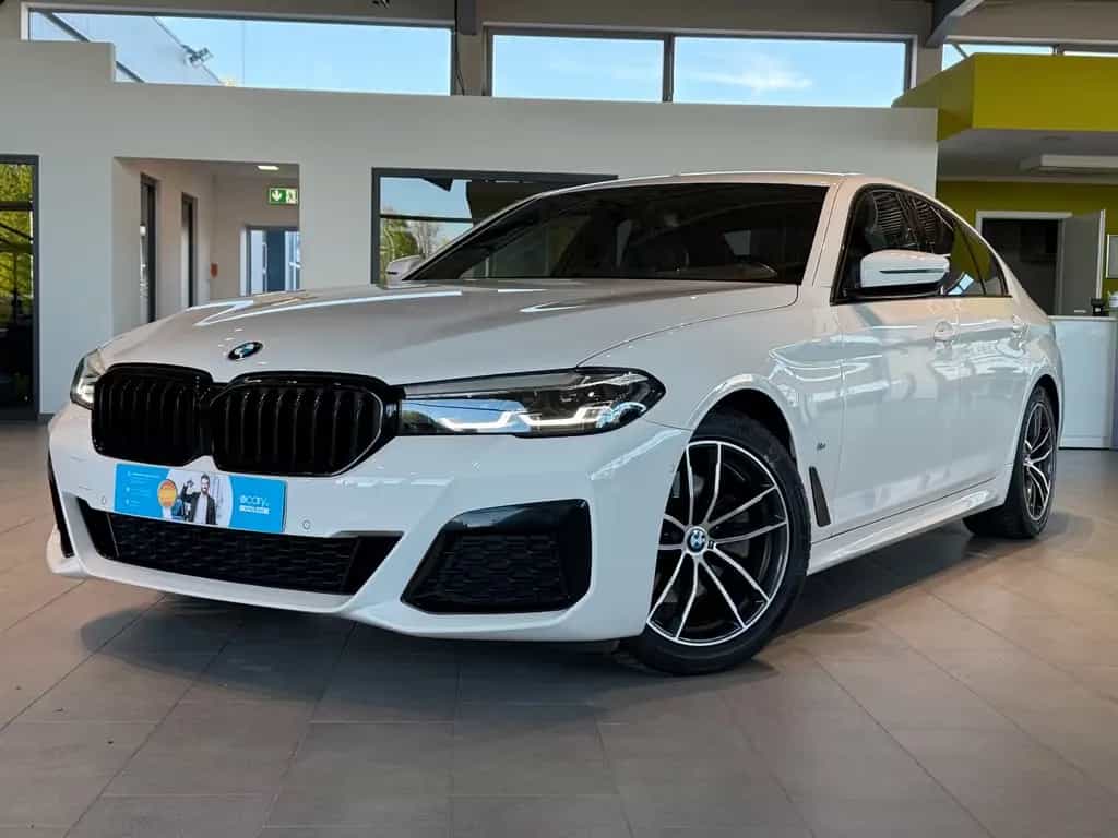 BMW 520 Limousine*M-Paket*PremiumSelect* 10/2021-photo-0