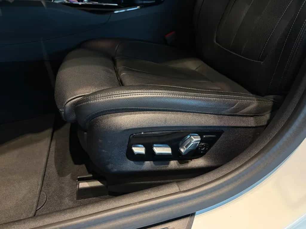 BMW 520 Limousine*M-Paket*PremiumSelect* 10/2021-photo-11