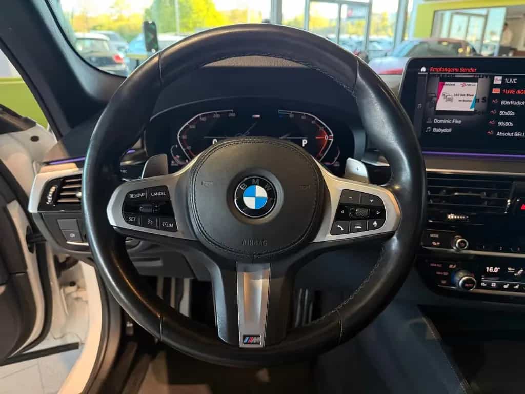 BMW 520 Limousine*M-Paket*PremiumSelect* 10/2021-photo-14