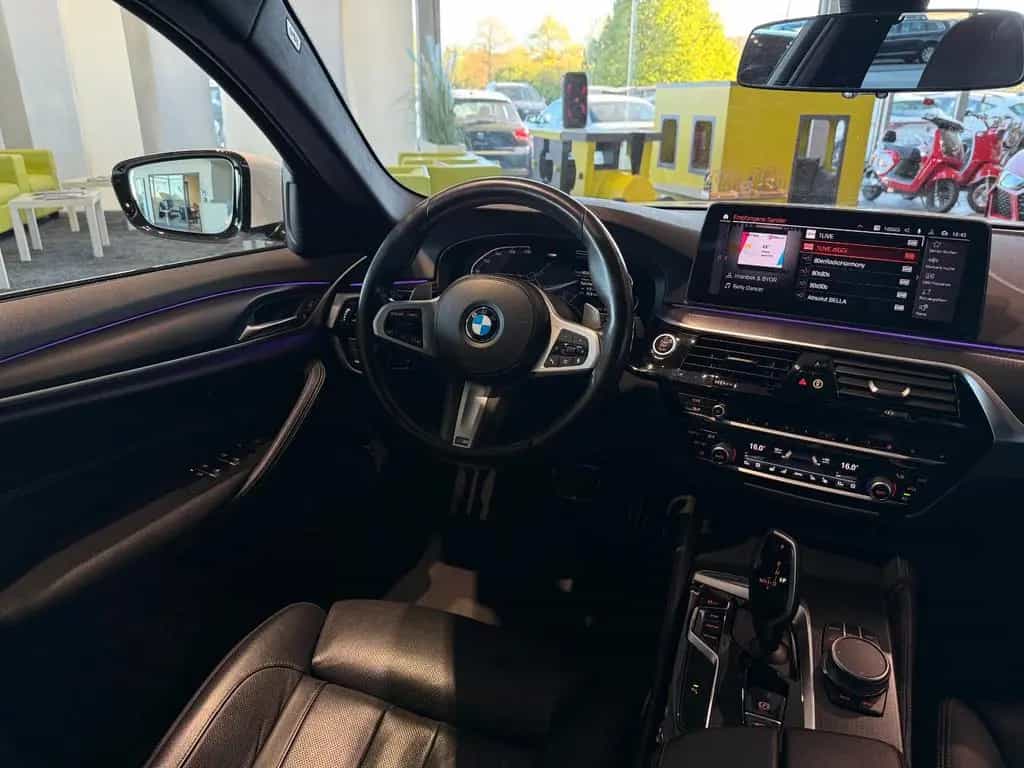 BMW 520 Limousine*M-Paket*PremiumSelect* 10/2021-photo-21