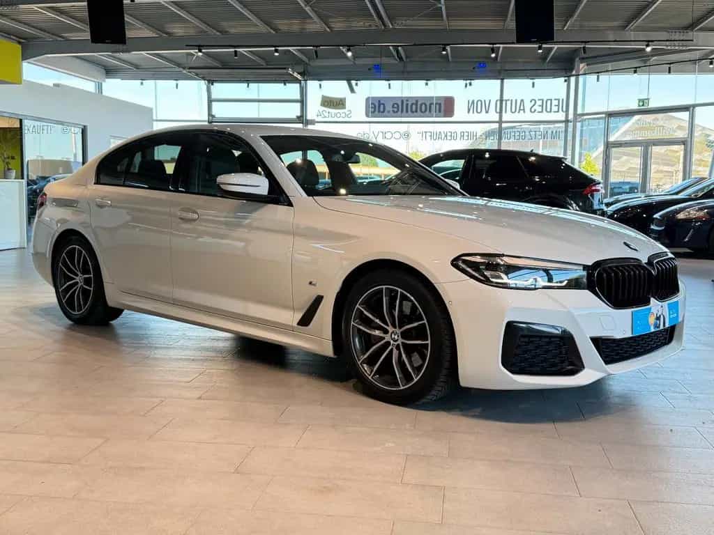 BMW 520 Limousine*M-Paket*PremiumSelect* 10/2021-photo-8