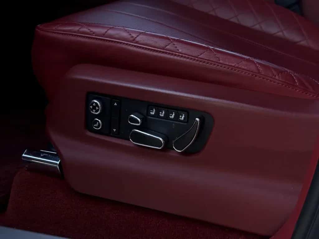 Bentley Bentayga W12 4WD Limited Edition 69/999 10/2016-photo-19
