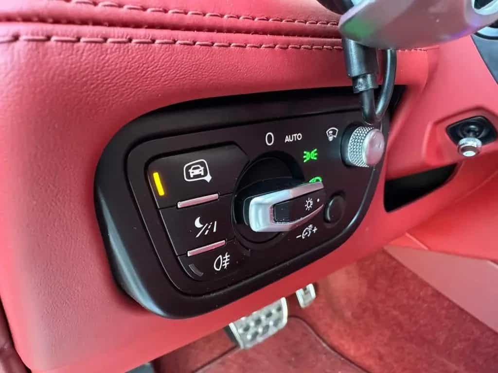 Bentley Bentayga W12 4WD Limited Edition 69/999 10/2016-photo-22