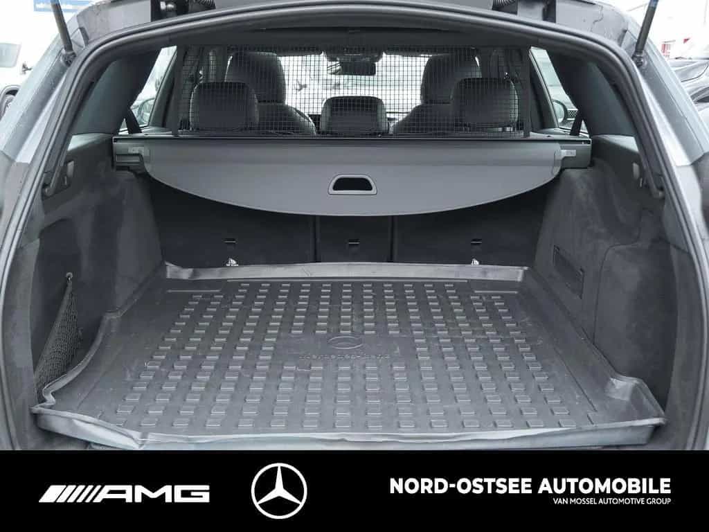 Mercedes-Benz E 450 T AVANTGARDE 4M KAMERA DISTRO SHD AHK LED 05/2022-photo-13