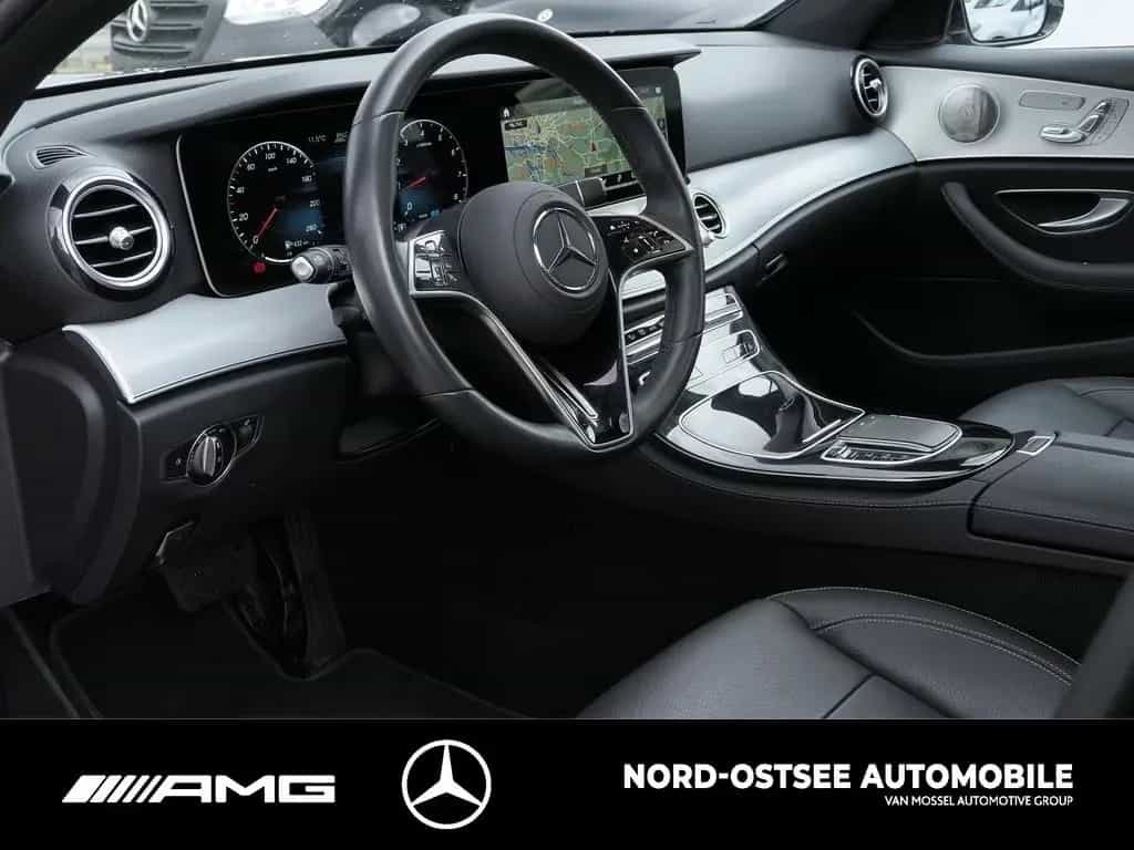 Mercedes-Benz E 450 T AVANTGARDE 4M KAMERA DISTRO SHD AHK LED 05/2022-photo-6