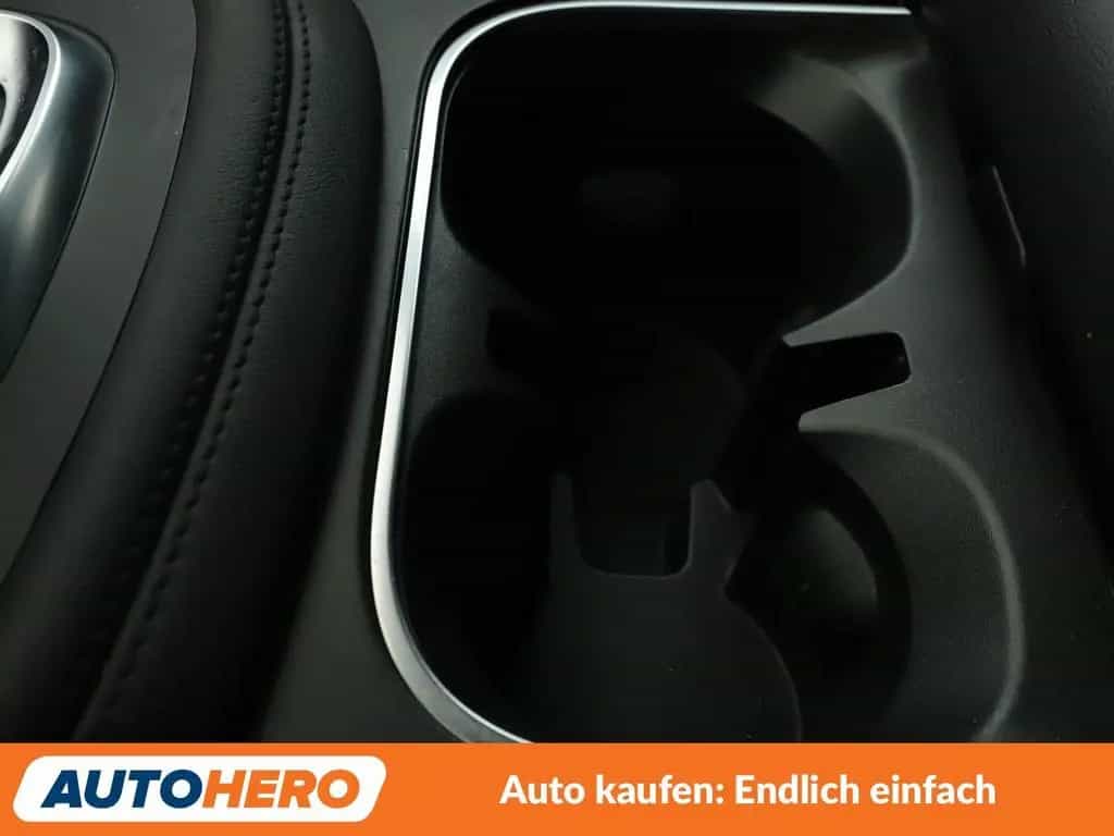 Jaguar E-Pace P200 R-Dynamic AWD Aut.*NAVI*CAM*LED* 12/2019-photo-28