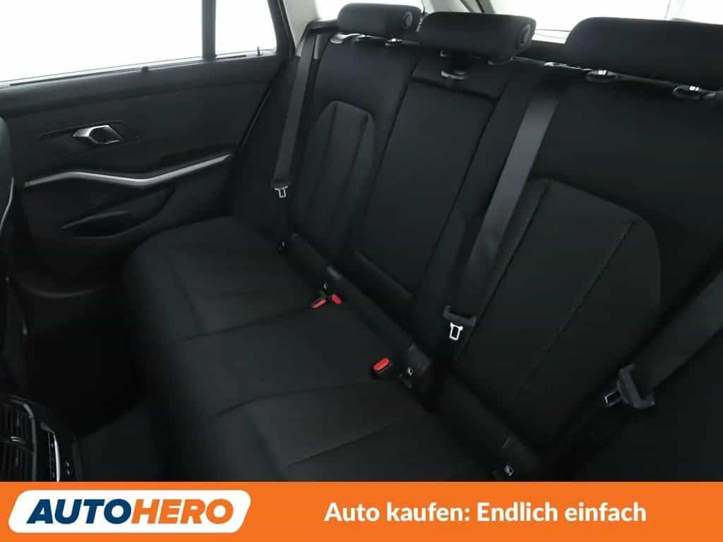 BMW 320 3er 320d Mild-Hybrid Advantage Aut.*NAVI*LED* 10/2021-photo-13