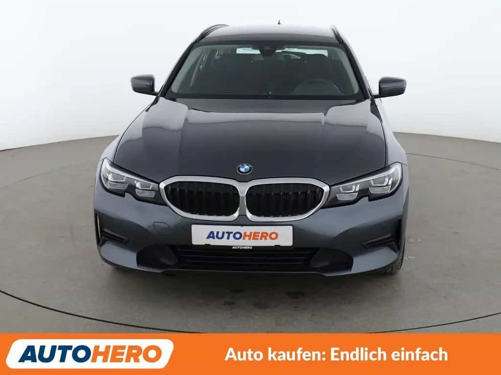 BMW 320 3er 320d Mild-Hybrid Advantage Aut.*NAVI*LED* 10/2021-photo-8