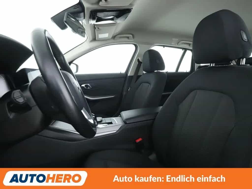 BMW 320 3er 320d Mild-Hybrid Advantage Aut.*NAVI*LED* 10/2021-photo-9