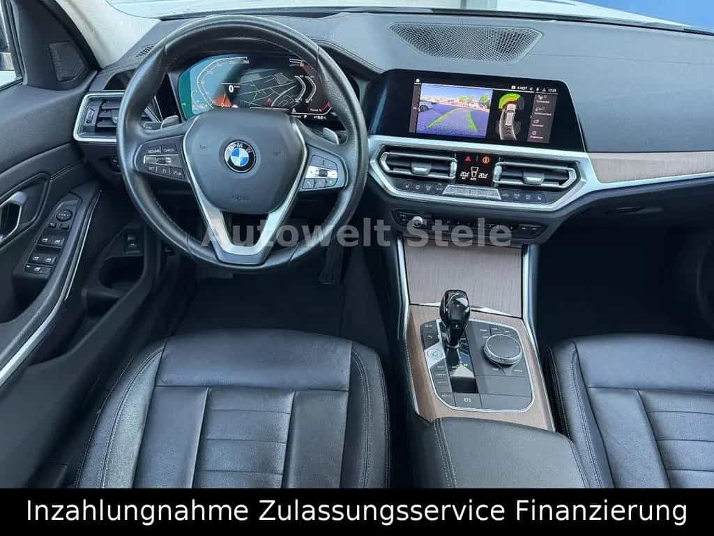 BMW 320 d xDrive Luxury Line NAV Leder AHK 03/2021-photo-12