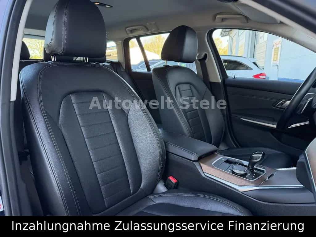 BMW 320 d xDrive Luxury Line NAV Leder AHK 03/2021-photo-6