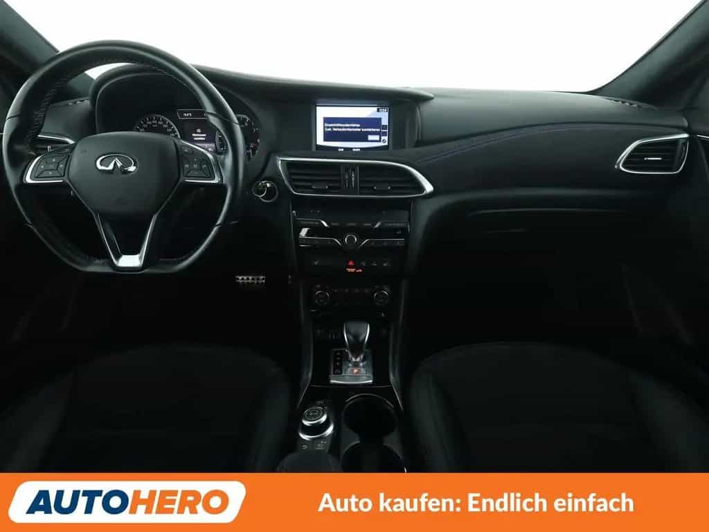 Infiniti Q30 2.0 Turbo Sport AWD Aut.*NAVI*CAM*PDC*SHZ* 09/2016-photo-11
