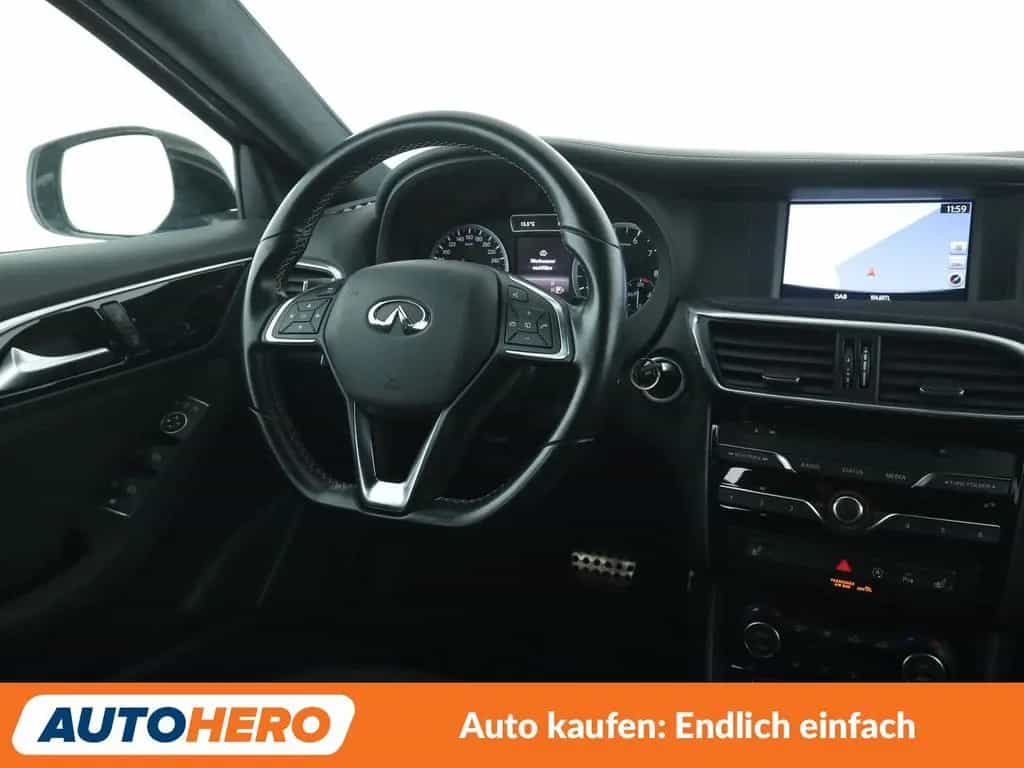 Infiniti Q30 2.0 Turbo Sport AWD Aut.*NAVI*CAM*PDC*SHZ* 09/2016-photo-12