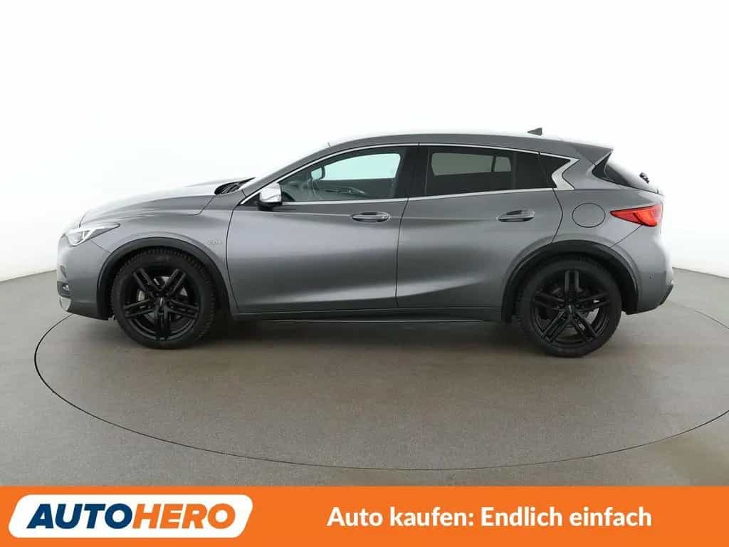 Infiniti Q30 2.0 Turbo Sport AWD Aut.*NAVI*CAM*PDC*SHZ* 09/2016-photo-2