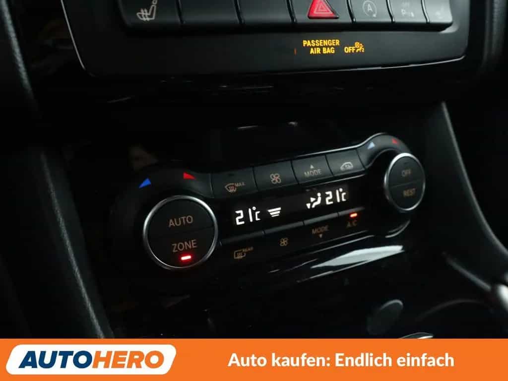 Infiniti Q30 2.0 Turbo Sport AWD Aut.*NAVI*CAM*PDC*SHZ* 09/2016-photo-24
