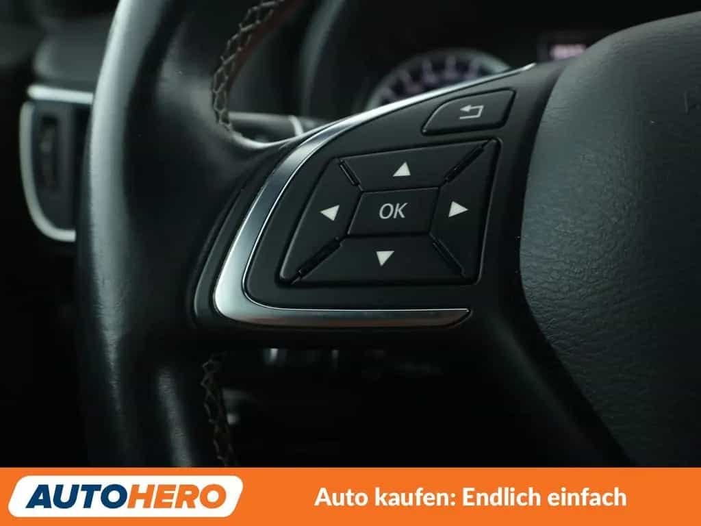Infiniti Q30 2.0 Turbo Sport AWD Aut.*NAVI*CAM*PDC*SHZ* 09/2016-photo-30