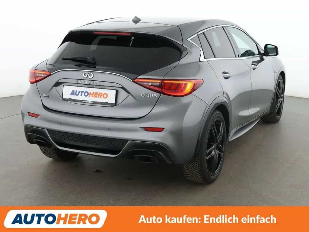 Infiniti Q30 2.0 Turbo Sport AWD Aut.*NAVI*CAM*PDC*SHZ* 09/2016-photo-5